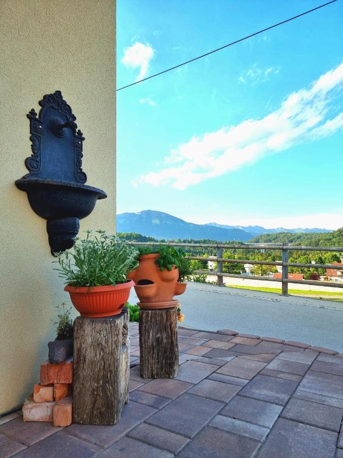 Gartnar Home -Hiska S Pridihom Domacnosti In Pogledom Na Hribe. Radovljica Exteriér fotografie